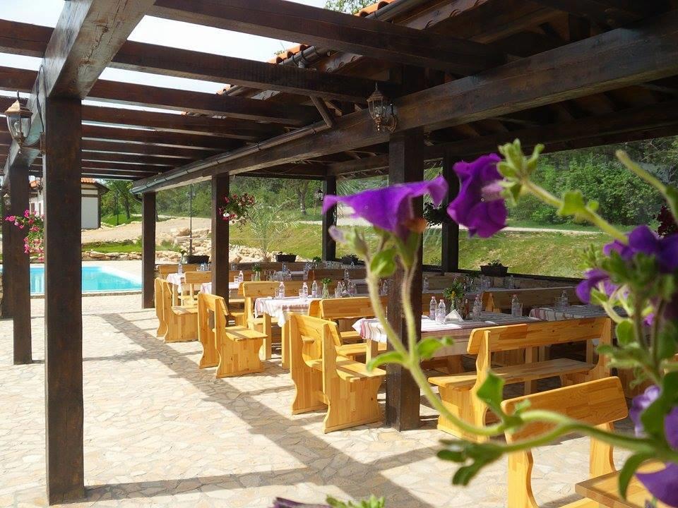 Complex Magura Hotel Rabisha Exterior photo